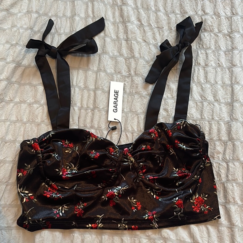 Garage Black Floral Tank Top - Picture 1 of 1